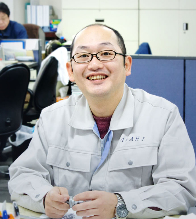 町工場特有のあったかい関係に憧れて。